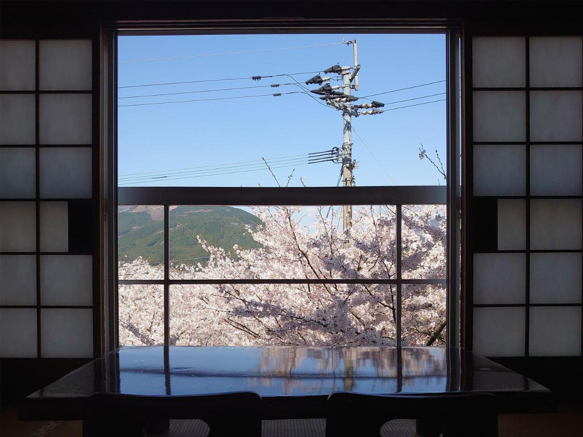 Kazeno Sanso Yamashiro Hotel Yufu Buitenkant foto